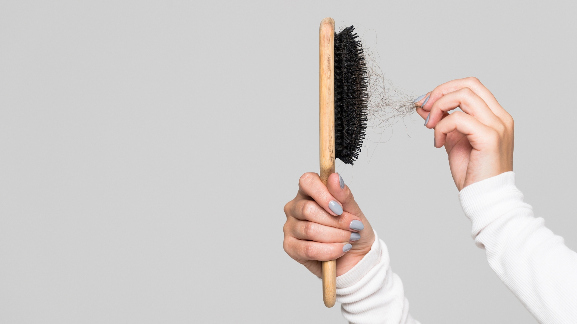come pulire la spazzola per capelli sporca